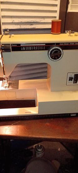 Montgomery wards uht 1943 sewing machine
