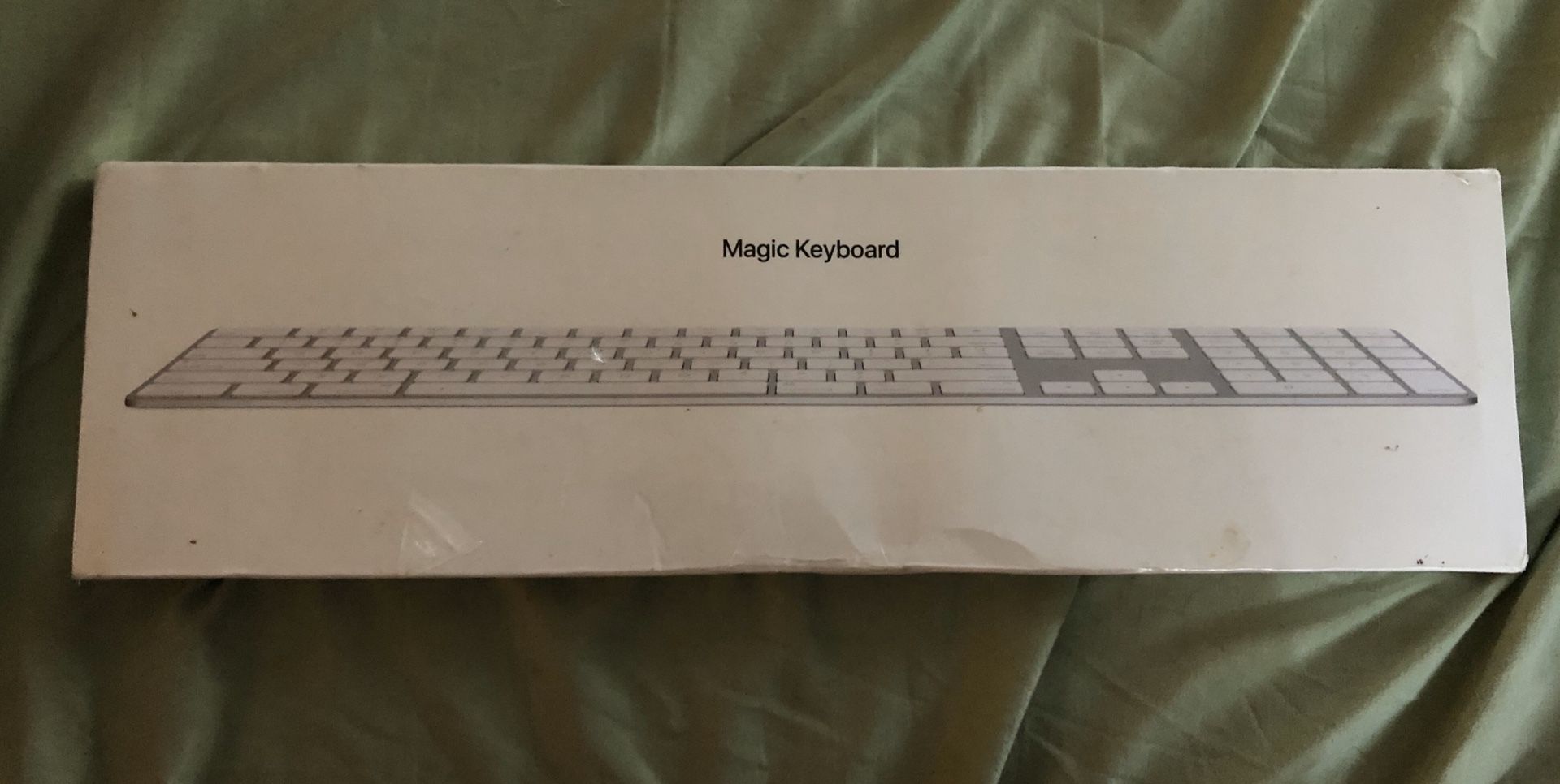 New Bluetooth Mac Apple keyboard w/numerical pad