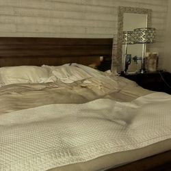 King  Bed With Two Matching Nightstands