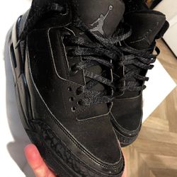 Jordan 3 Black Cat