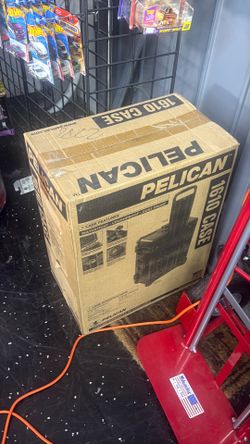 Pelican rolling case 1610