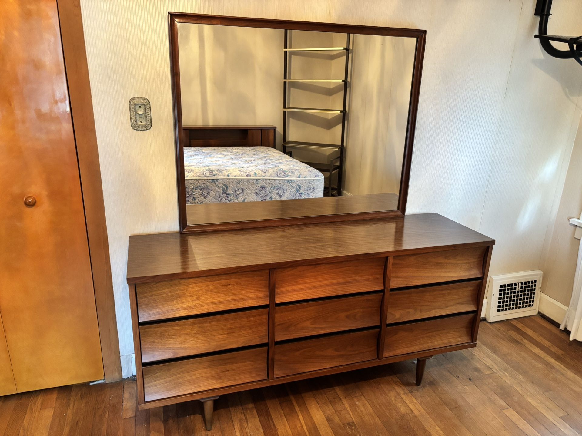 Mid Century Johnson Carper Dresser