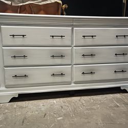 Modern White Distressed 8 Drawer Dresser