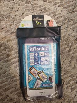 Waterproof pouch