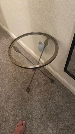 World market Side table
