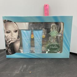 Malibu by Pamela Anderson 4 Pc Gift Set~New. 