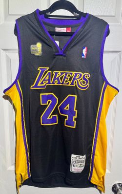 Kobe Bryant Jersey #24