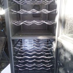 Wine Enthusiast Fridge 