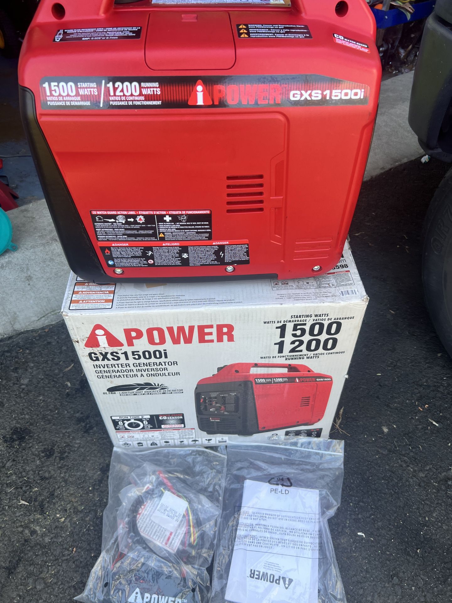 GENERATOR A-iPower 1500-Watt Recoil Start  Gasoline Powered Ultra-Light Inverter Generator with 60cc  OHV Engine and CO Sensor Shutdown
