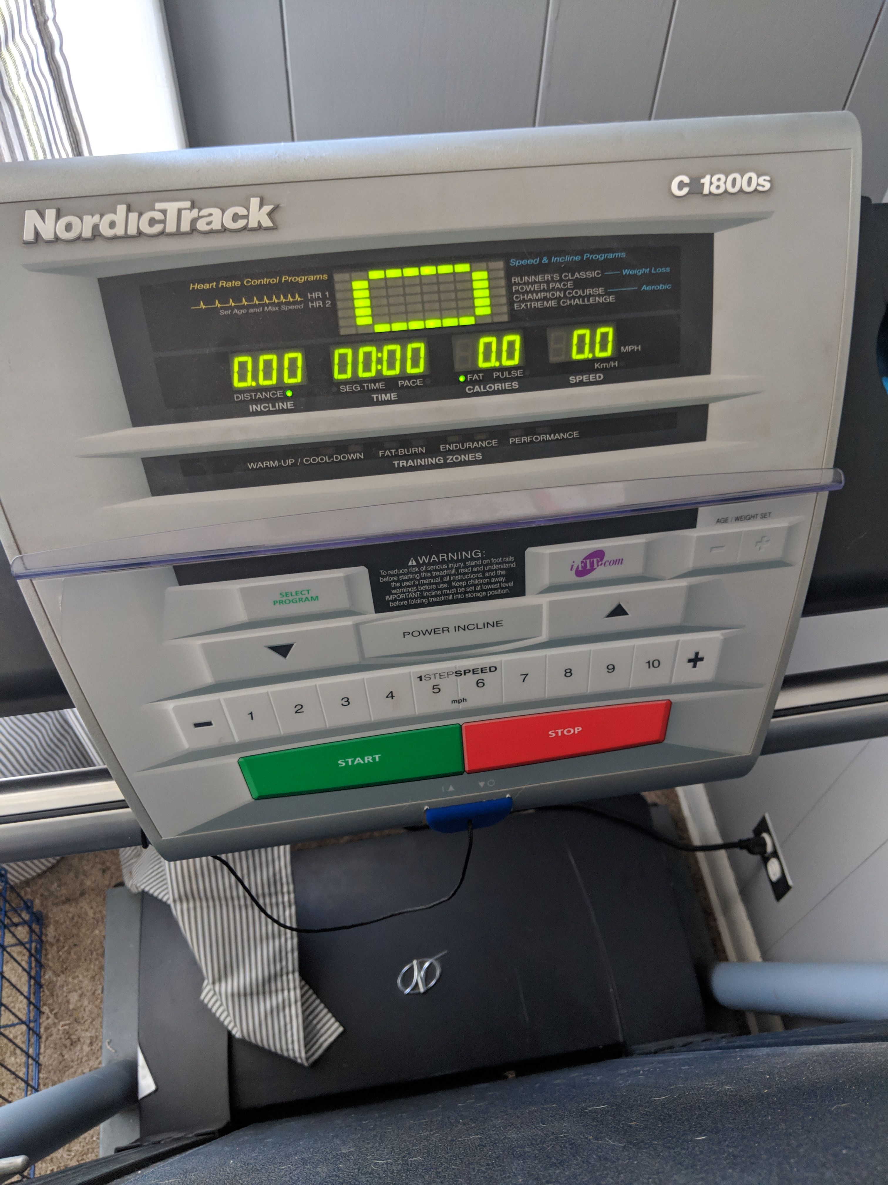 Nordic track treadmill C1800s for Sale in Chicago, IL OfferUp
