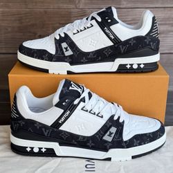 Louis Vuitton Trainer White Black Size 10