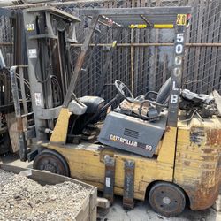 Caterpillar Forklift $1500