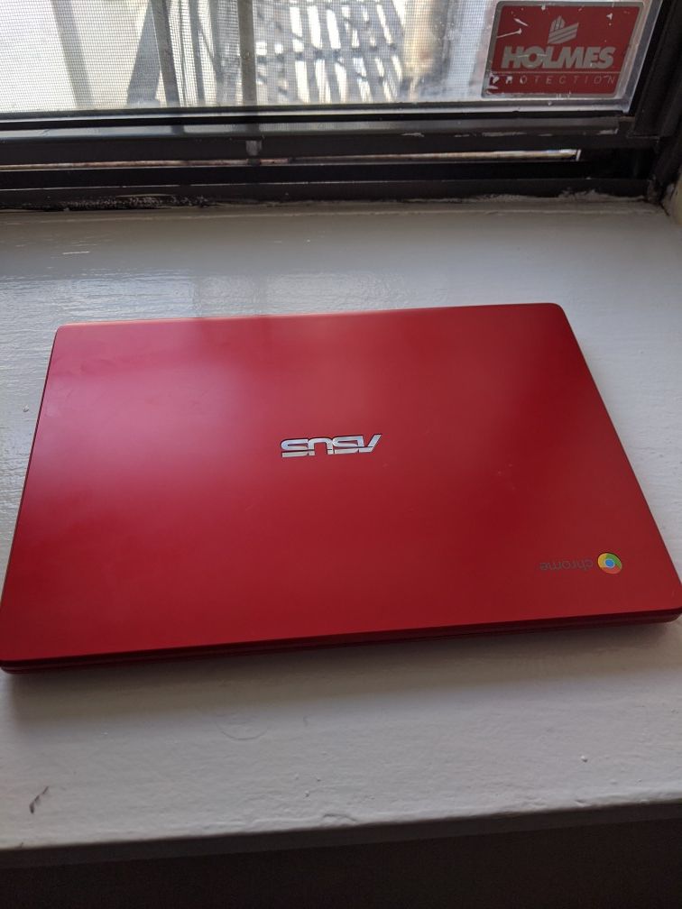 ASUS Chromebook