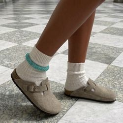 Stretchy Anklet … Super Easy To Wear 