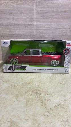 Jada Just Trucks 1999 Chevy Silverado Dually Die-Cast 1:24