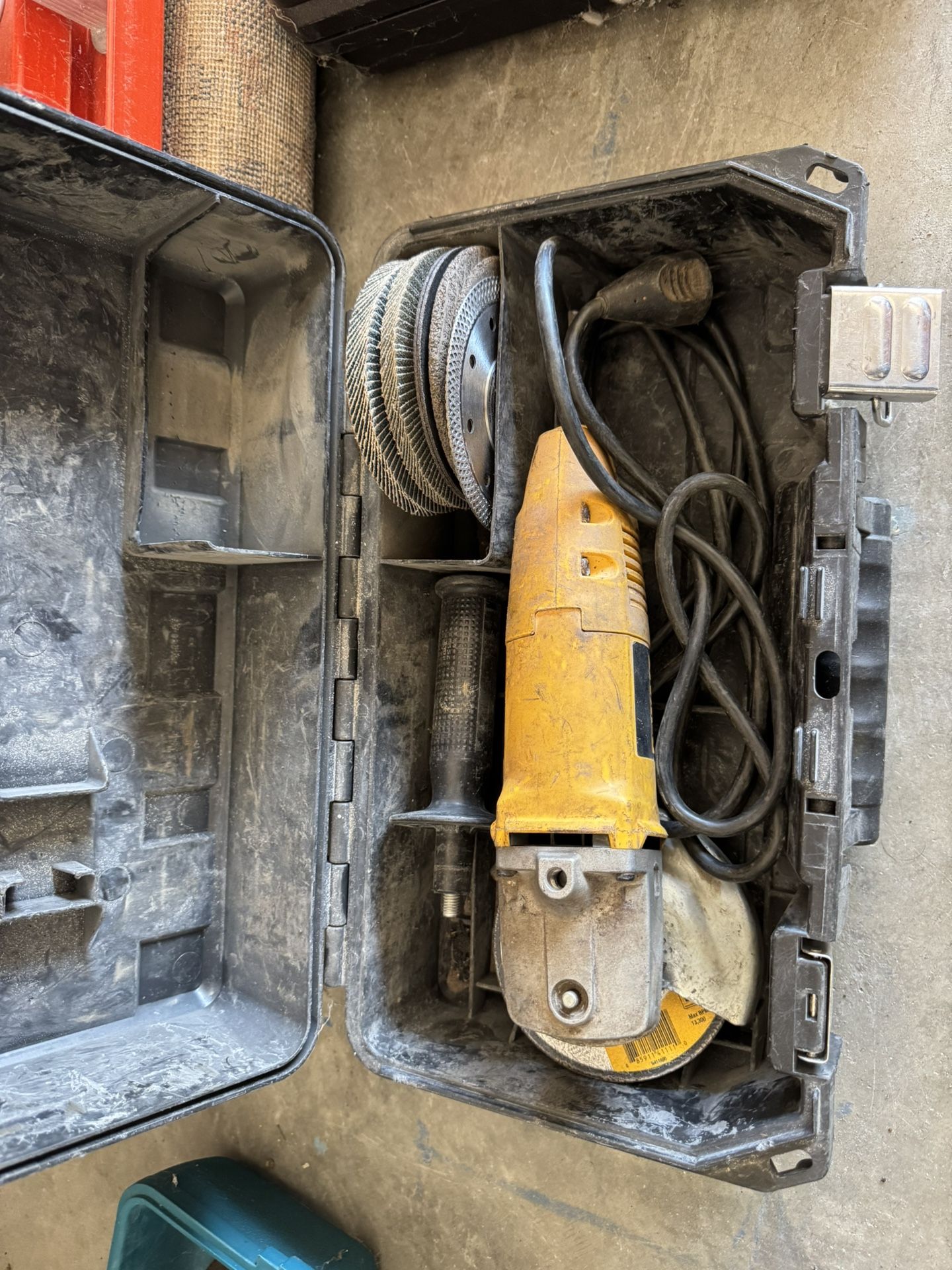 Makita Electric Grinder’s