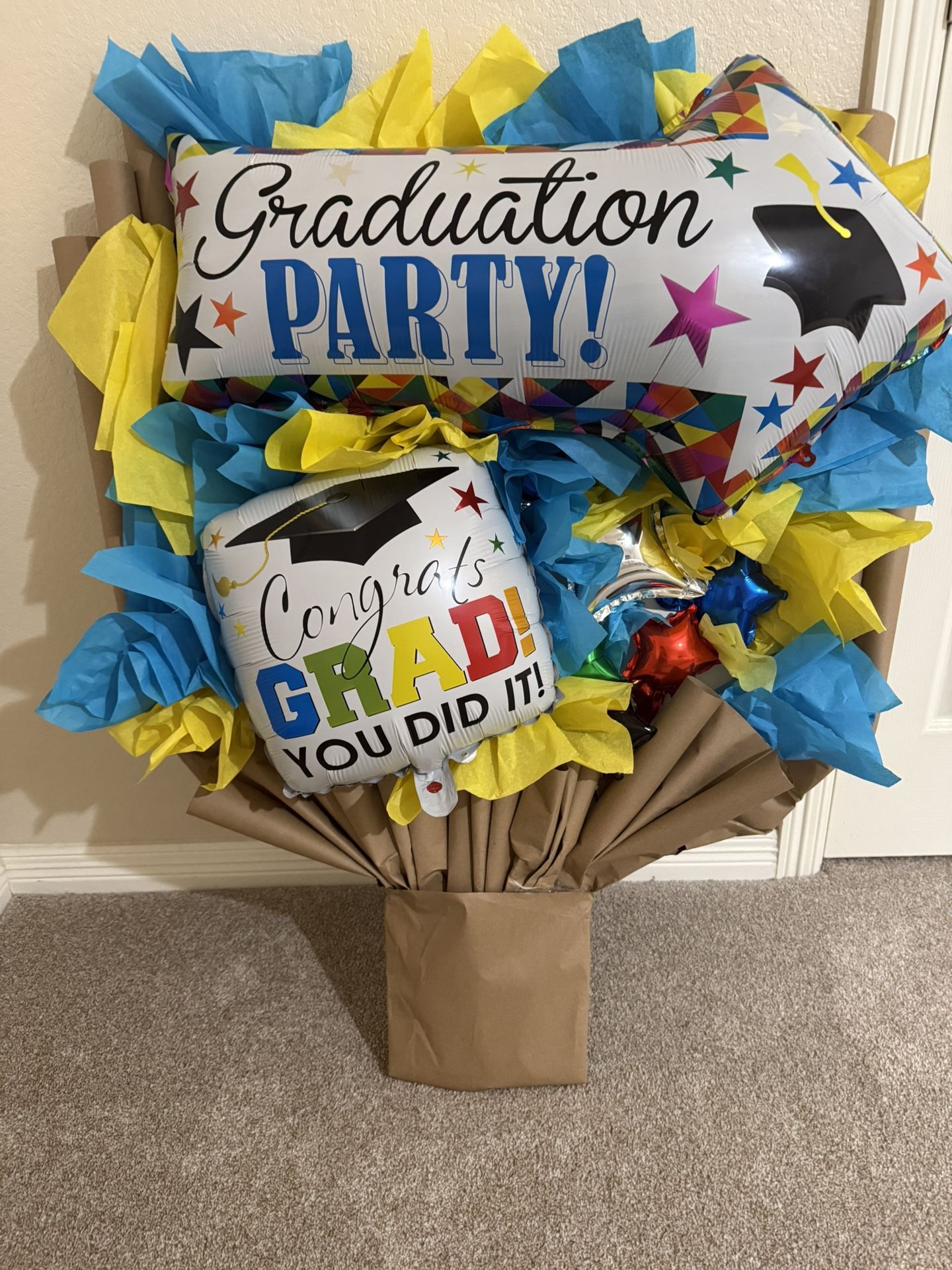 Graduation Balloons Bouquet