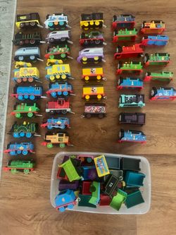 Huge Thomas & Friends Motorized TrackMaster Train Lot – 33 Trains + Tons of Track