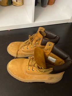 Timberlands size 5 youth