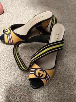 Women’s new w box size 7