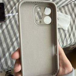 iPhone16 pro shell