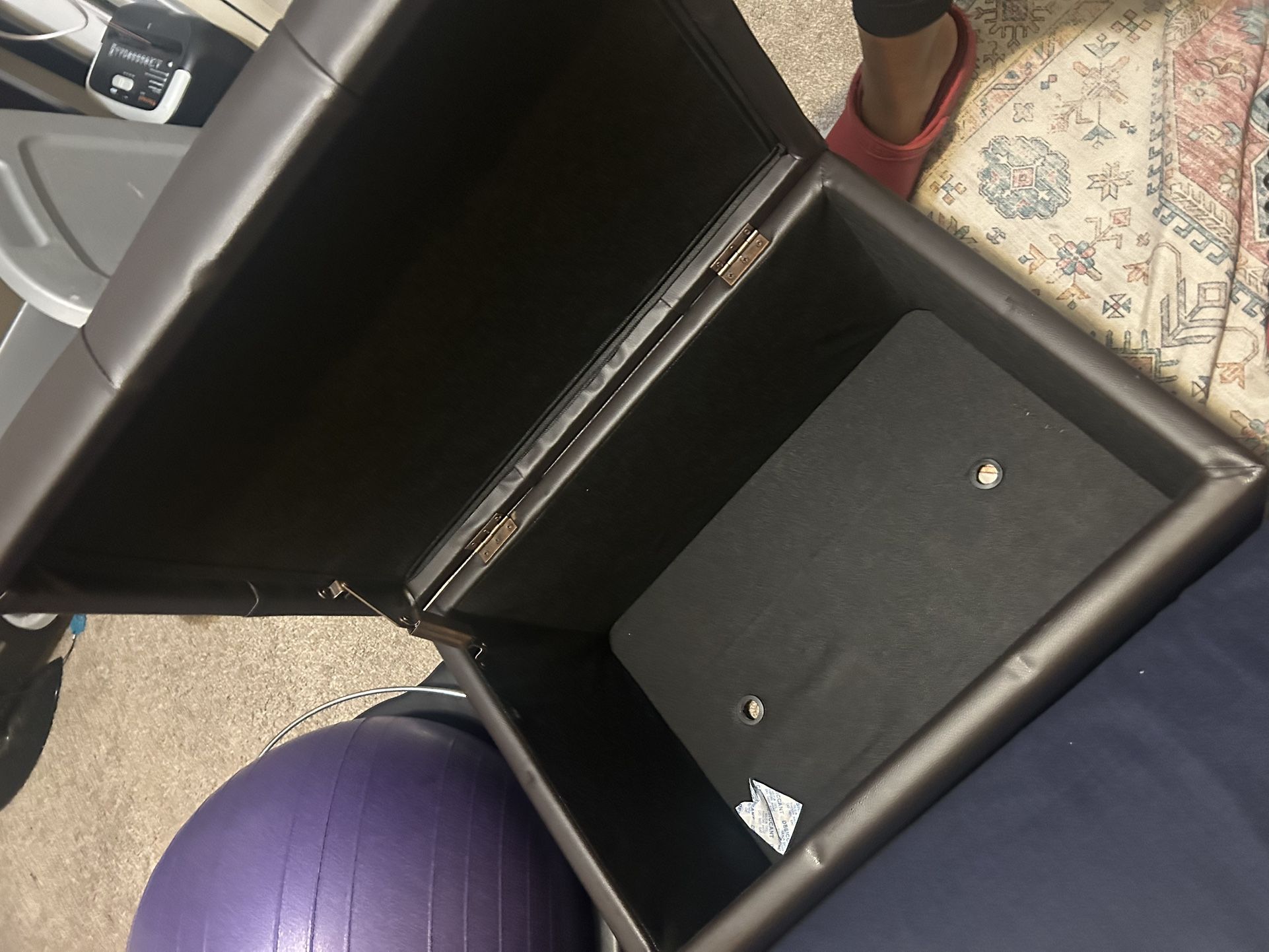 Small ottoman