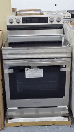 Brand New Samsun Electric Range With Air Fryer Self Cleaning Convection 