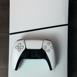 PlayStation 5 Slim Disc Edition (1TB) in excellent condition