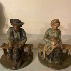 Vintage 1950’s Iron Amish Bookends