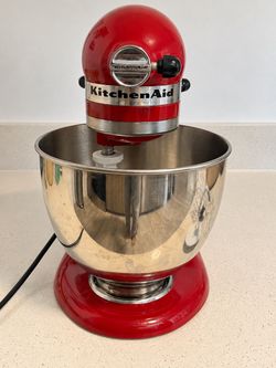 KitchenAid Artisan Stand Mixer – Red – Bowl & Accessories Included