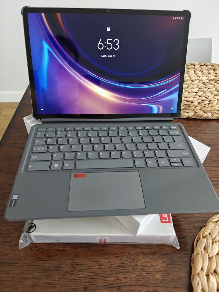 Lenovo Tablet Pro 2025 12.7" 12GB RAM 256GB STORAGE