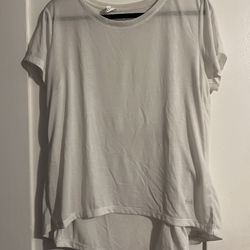 Women’s Under Armor Workout Shirt