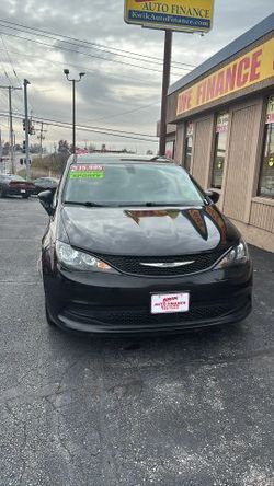 2022 Chrysler Voyager