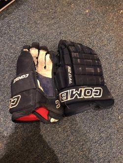 Hockey gloves