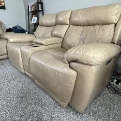 Recliner Couches With USB chargers
