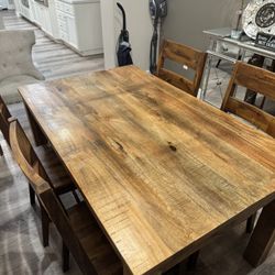 Pier 1 Table W/ 4 Chairs 