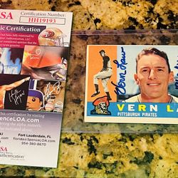 JSA COA VERN LAW SIGNED “1960 CY YOUNG” 1960 Topps Baseball Card