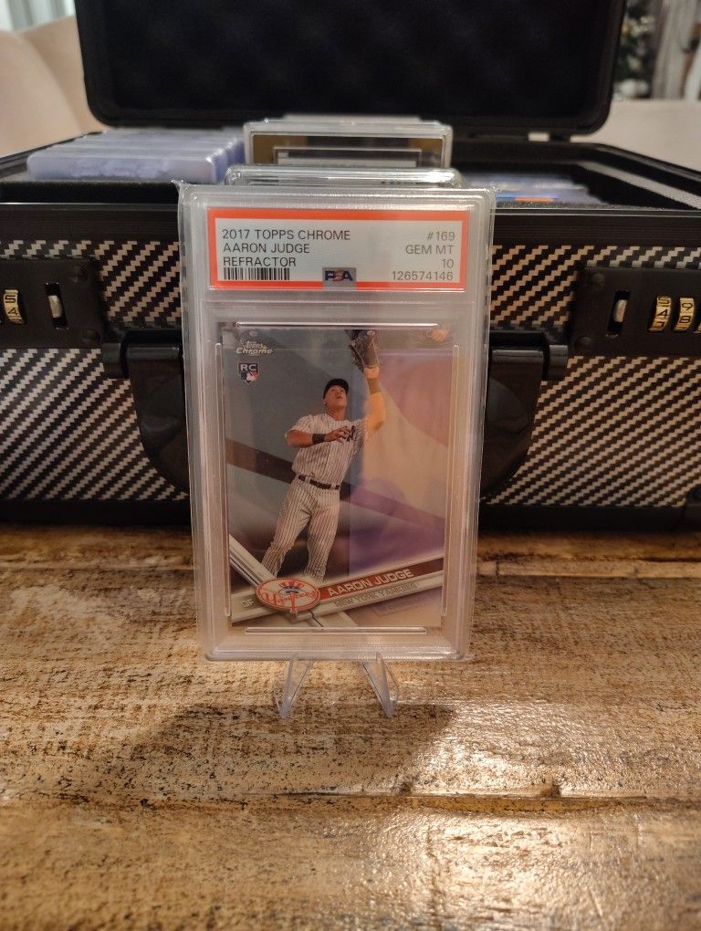 2017 Topps Chrome Aaron Judge Refractor