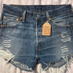 Levi’s 501 Cut Offs