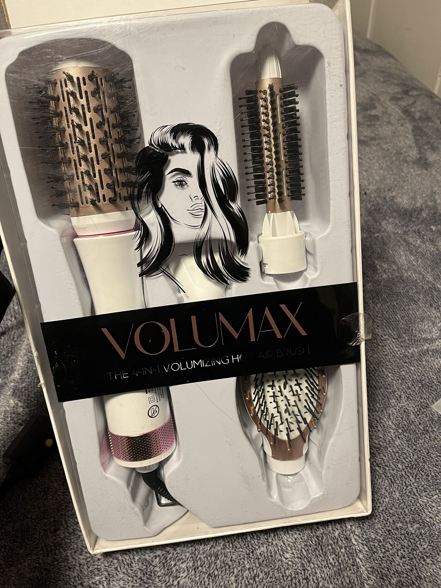 4 In 1 Volumizing Hair Brush Used Once 