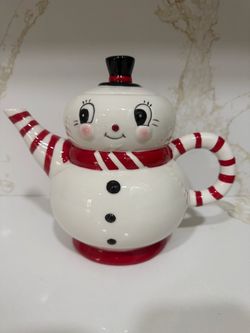 Johanna Parker Christmas Teapot