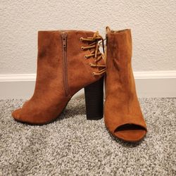 NEW! $7 Brown Open Toe Booties Size 10