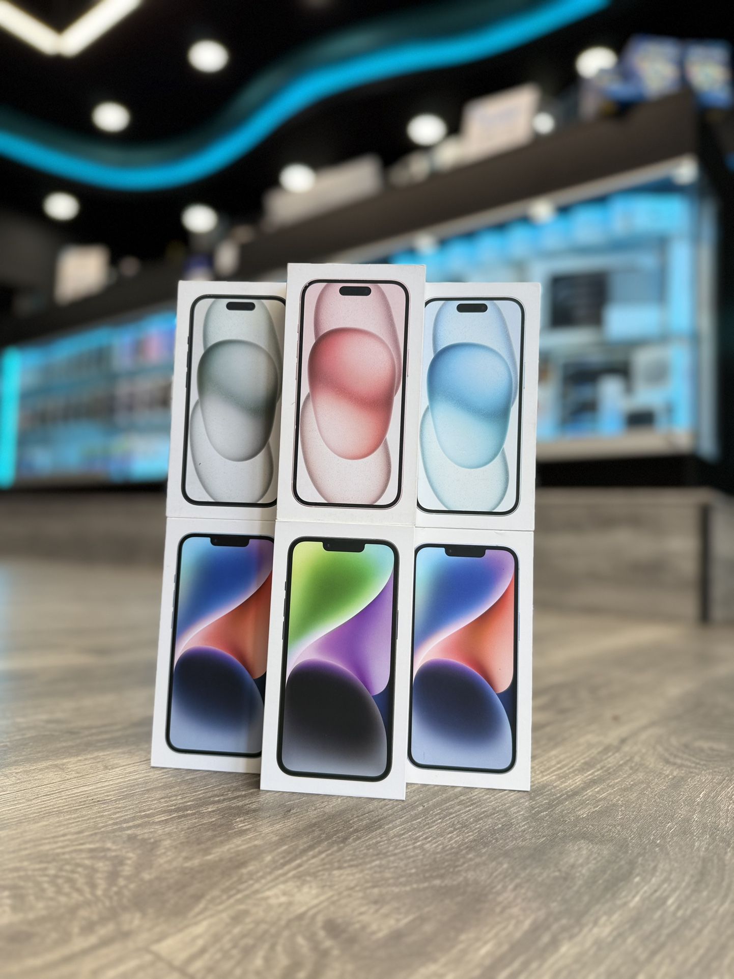 iPhone 14 & iPhone 15 Available (Unlocked) ( Payment Plans Available / Planes De Pagos Disponibles )