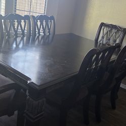 Kitchen table