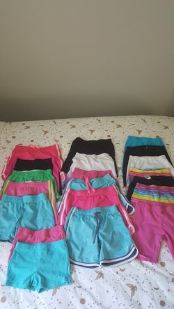 20 girl's shorts size 5/6 or small