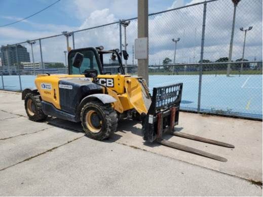5500lbs Reach Forklift JCB 525