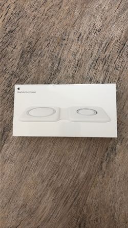 MagSafe Duo Charger