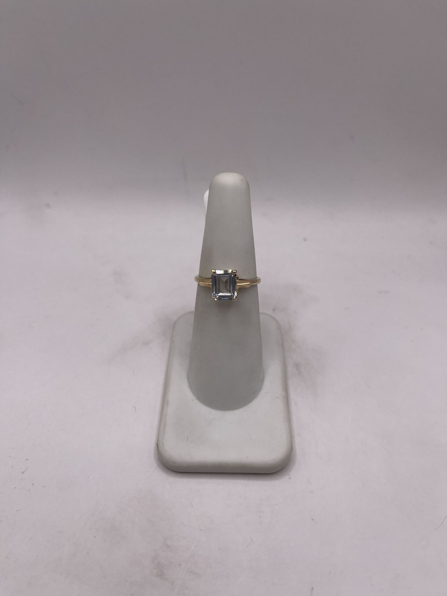 10kt Gold Engagement Style Ring w/ Emerald Cut Stone