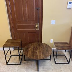 Coffee Table With End tables 