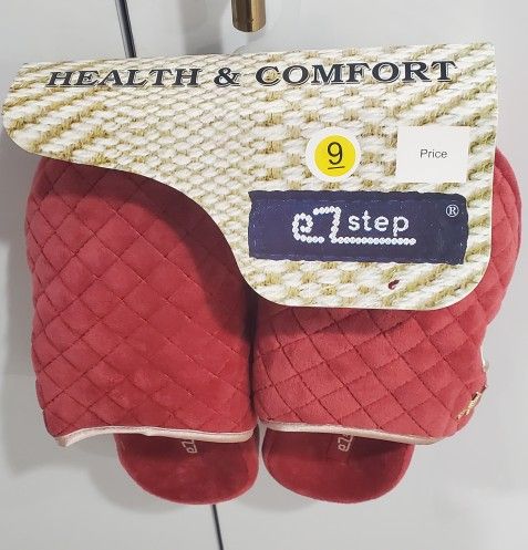 Ez Step Women's Comfortable House Shoes with Soft Memory Foam Red Size 9 New
💘eZ Step Vinyl Acetate sole
💘Warm House Slippers: Ergonomic and anatom